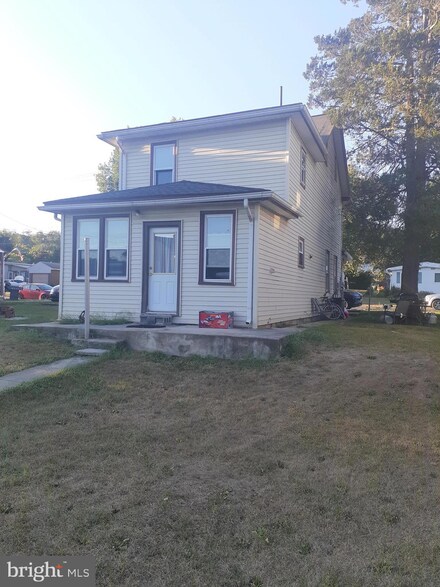 2426 Mifflin St, Lebanon, PA 17046