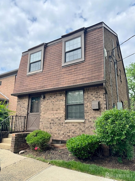 323 Gill Ln Unit 8H, Iselin, NJ 08830