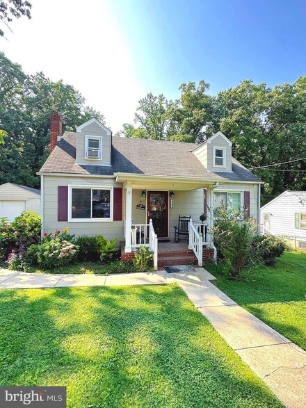 5705 Joan Ln, Temple Hills, MD 20748