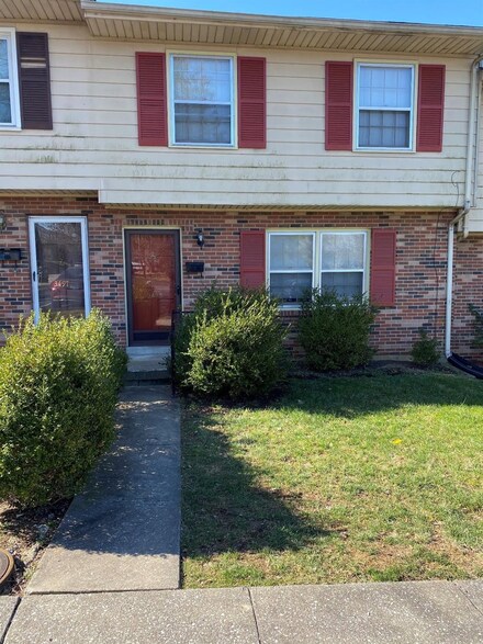 3495 Sutherland Dr, Lexington, KY 40517