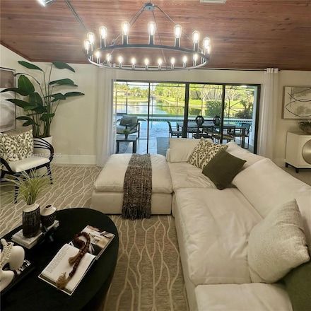 2019 NW 108th Ln, Coral Springs, FL 33071