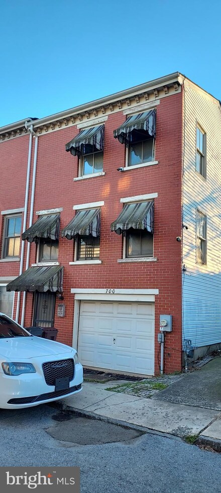 700 Curlett St, Wilmington, DE 19801