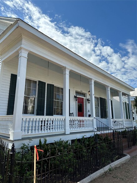 1309 Broadway St, Galveston, TX 77550