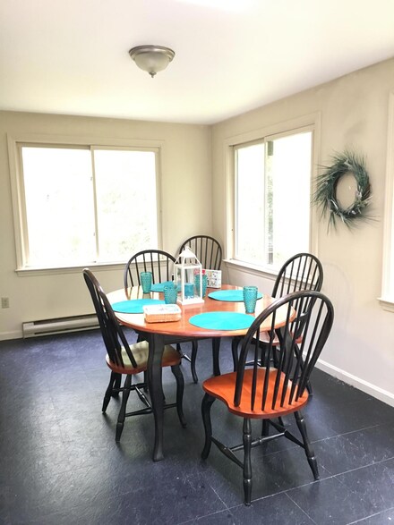 14 Blackbird Rd, Marstons Mills, MA 02648