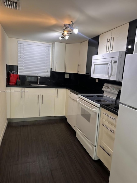 30 NW 87th Ave Unit C225, Miami, FL 33172