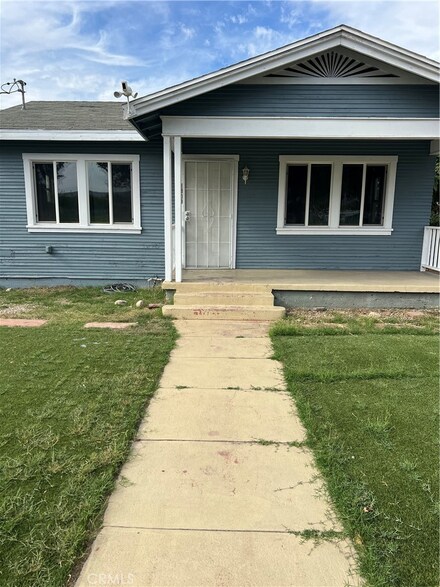 1409 Orange St, Redlands, CA 92374