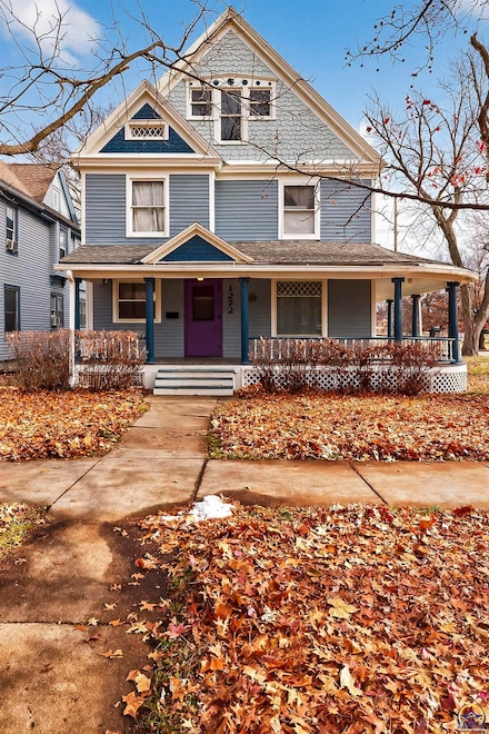 1272 SW Buchanan St, Topeka, KS 66604