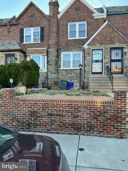 7124 Forrest Ave, Philadelphia, PA 19138