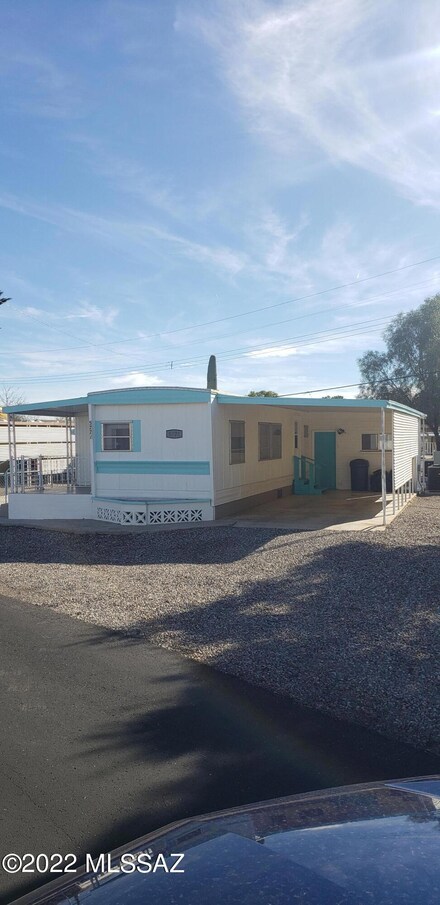 5771 W Bar x St, Tucson, AZ 85713