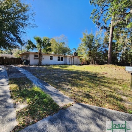 2223 Armstrong Dr, Savannah, GA 31404