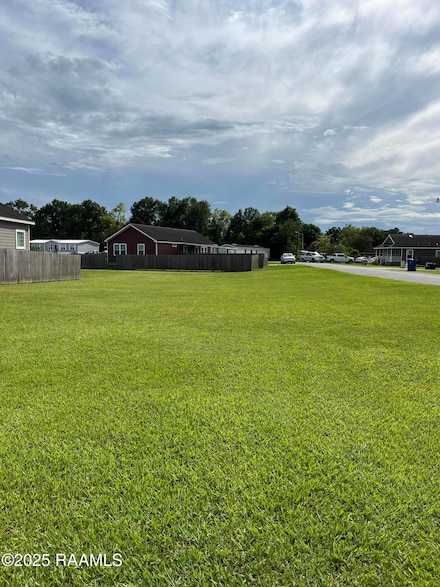 225 Laurelwood Dr, Lafayette, LA 70501