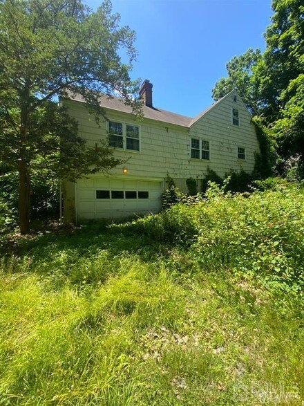 425 Grant Ave, Highland Park, NJ 08904