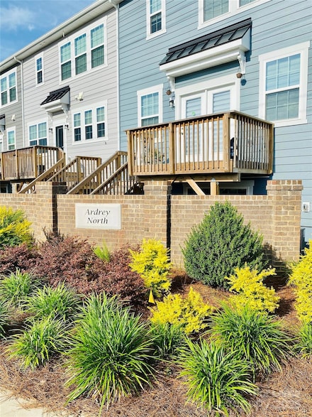 15104 Holly Run Ln, Charlotte, NC 28277