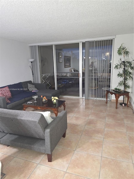 10425 SW 112th Ave Unit 309, Miami, FL 33176