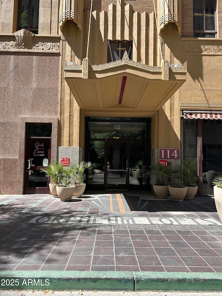 114 W Adams St Unit 302, Phoenix, AZ 85003