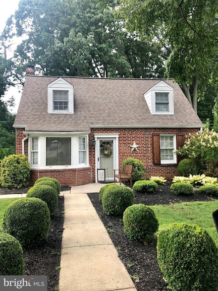 34 Surrey Dr, Newtown Square, PA 19073