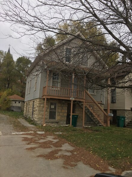 649 N Bluff St, Joliet, IL 60435
