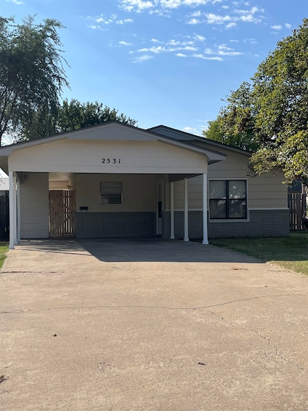 2531 Taylor Ave, Woodward, OK 73801