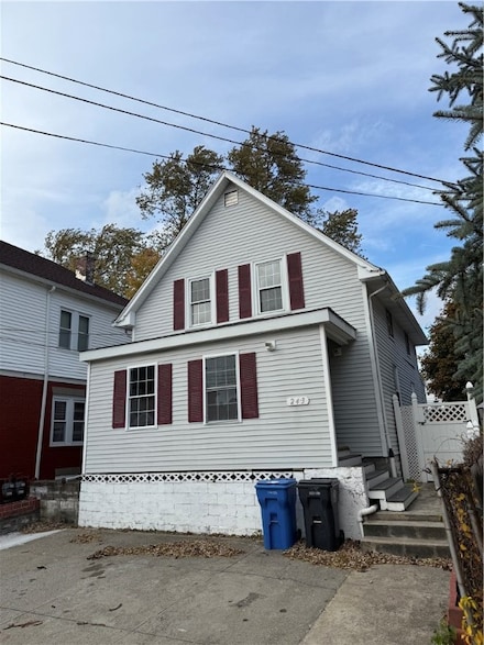 243 Bay View Ave, Providence, RI 02905