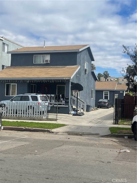 1872 Locust Ave, Long Beach, CA 90806