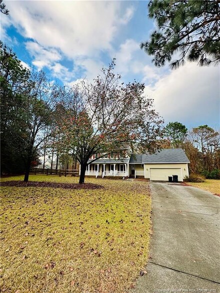 800 Hounds Chase Ct, Fayetteville, NC 28311