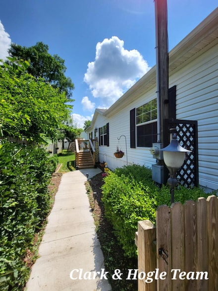232 S Tabor St, Lyons, MI 48851