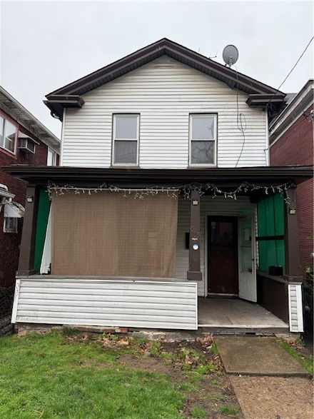 343 Woodward Ave, Mc Kees Rocks, PA 15136