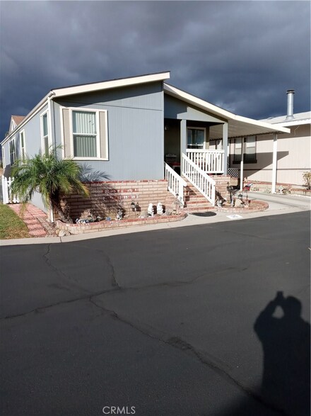 2140 Mentone Blvd Unit 35, Mentone, CA 92359