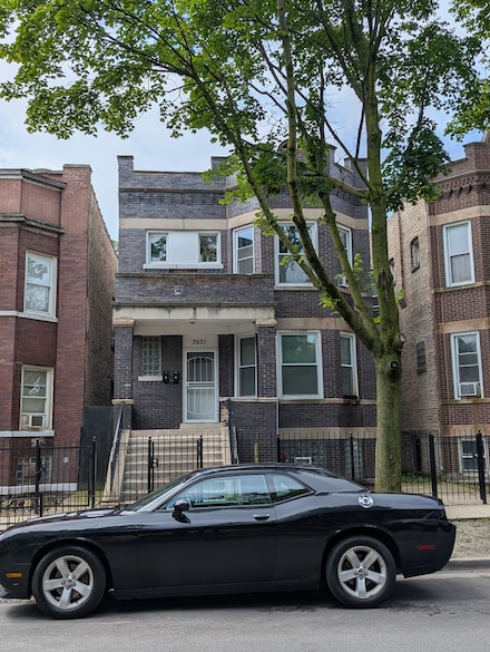 3931 W Van Buren St Unit 1, Chicago, IL 60624