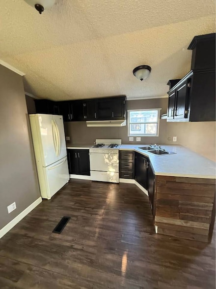 164 3rd St, Caro, MI 48723