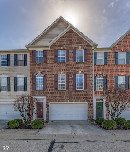 5583 Trammel Ct, Carmel, IN 46033