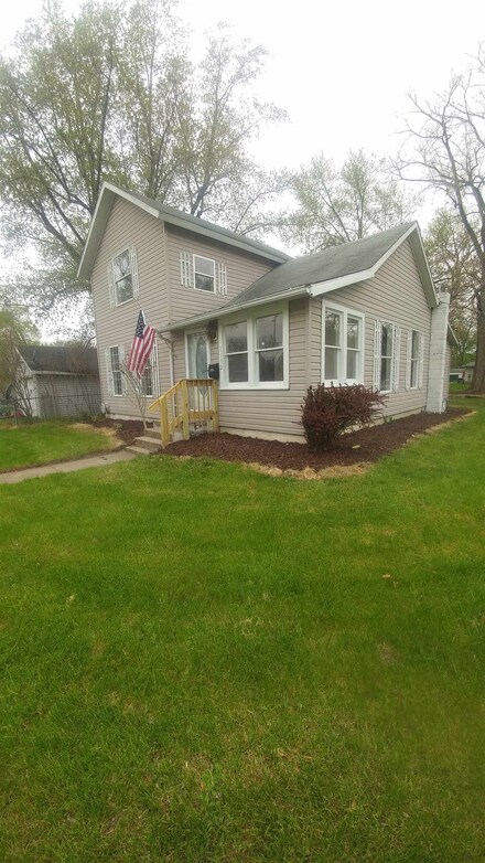 1132 Baldwin St, Elkhart, IN 46514