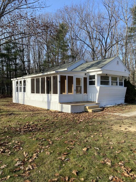 19 Rest Haven Cir, Alfred, ME 04002