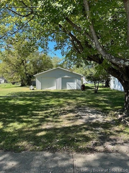 1212 Mann Ave, Austin, IN 47102