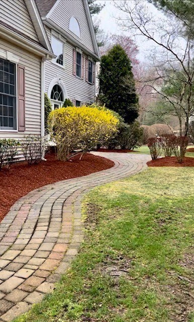 8 Country Club Way, Norton, MA 02766