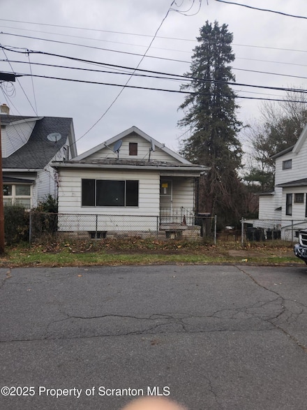 819 Brook St, Scranton, PA 18505