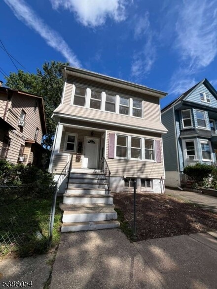 9 Ricord St Unit 11, Newark, NJ 07106