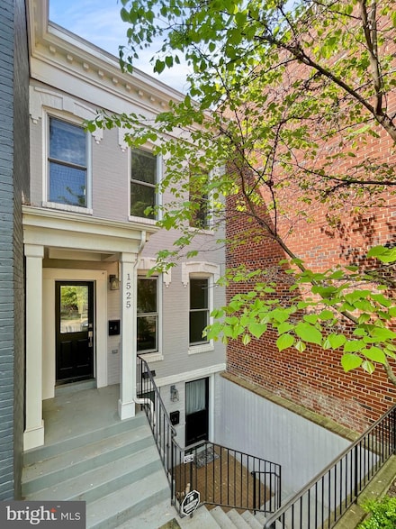 1525 E St SE, Washington, DC 20003