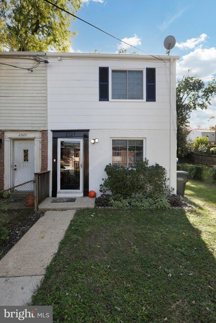 2327 Glendale Terrace, Alexandria, VA 22303