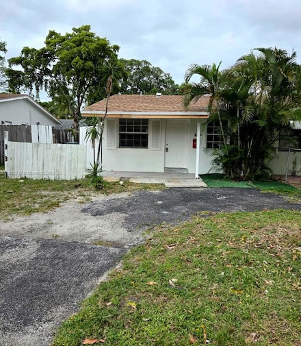 411 NE 57th Ct, Fort Lauderdale, FL 33334