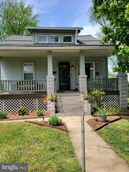 4528 41st Ave, North Brentwood, MD 20722