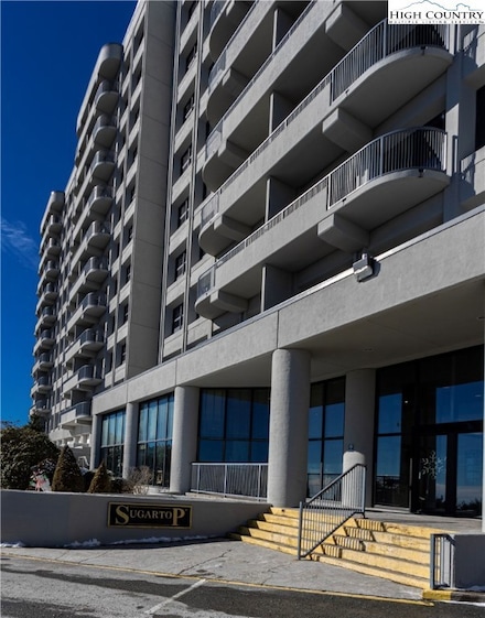 303 Sugar Top Dr Unit 2207, Sugar Mountain, NC 28604