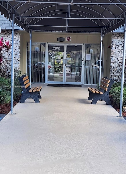 7680 NW 1st St Unit 107, Margate, FL 33063