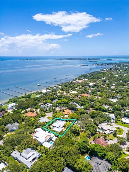 104 Hillcrest Dr, Stuart, FL 34996