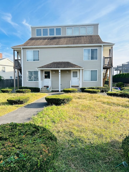 30 Merwin St Unit 10, Norwalk, CT 06850