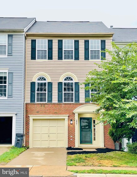 2901 Stockholm Way, Woodbridge, VA 22191