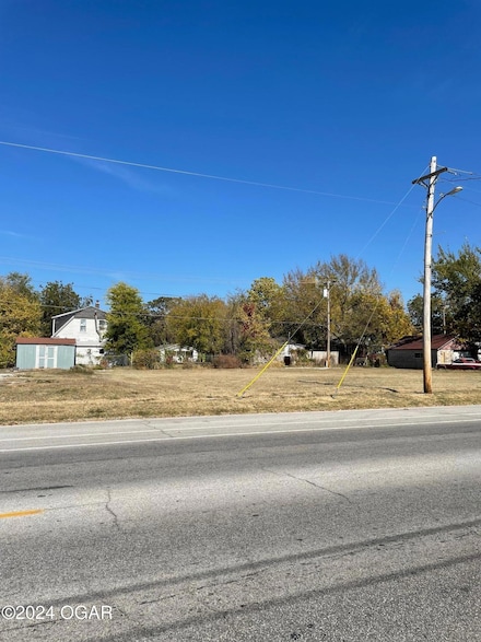 1321 E Broadway St, Joplin, MO 64801