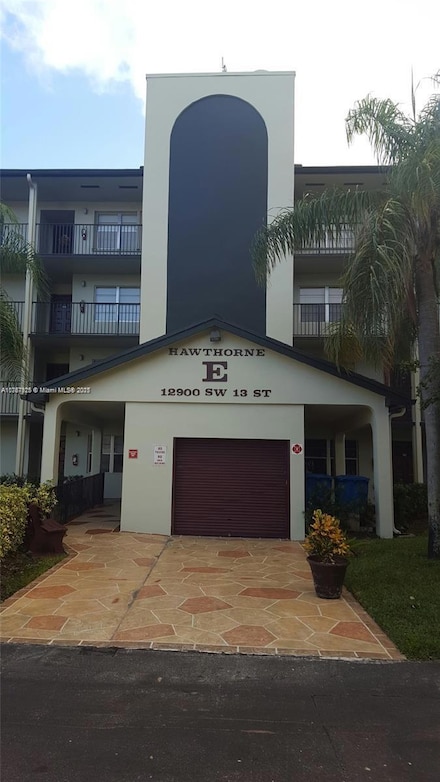 12900 SW 13th St Unit 408E, Pembroke Pines, FL 33027