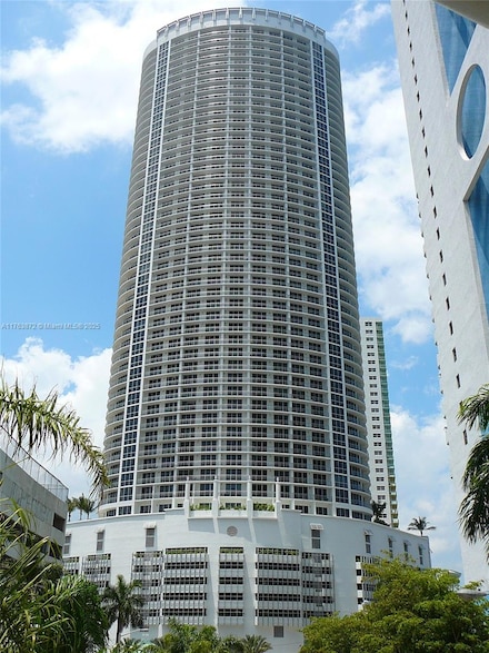 1750 N Bayshore Dr Unit 2215, Miami, FL 33132