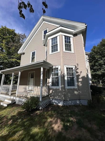 10 Charles St, West Bridgewater, MA 02379
